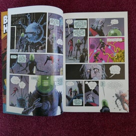 Listing 13 of 15 for Black Hammer - Amazing run of 30 comics - Jeff Lemire masterpiece !
