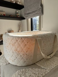 Listing 3 of 4 for Charlie Crane KUKO Moses Basket