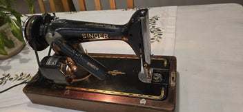 Listing 2 of 5 for Vintage Singer