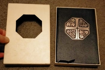 Listing 2 of 3 for New English Bible 1961 New Testament in box TIDY