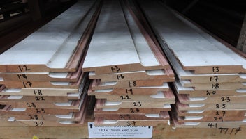 Listing 2 of 2 for Cedar Rusticated Weatherboard - 60Lm Job Lot H180 x W19 NL16538