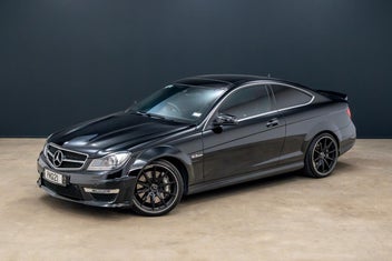Mercedes-Benz C 63 2012 photo 2