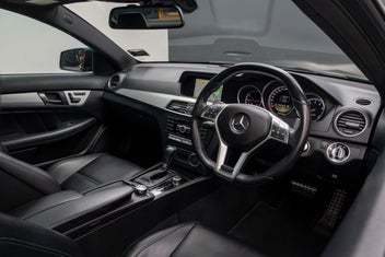 Mercedes-Benz C 63 2012 photo 4