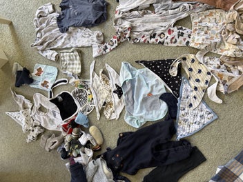 Listing 13 of 16 for Baby and toddler bulk clothing