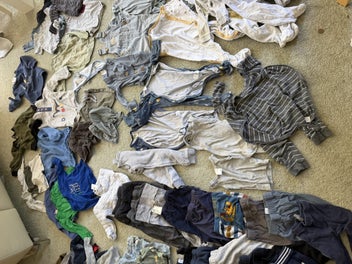 Listing 9 of 16 for Baby and toddler bulk clothing