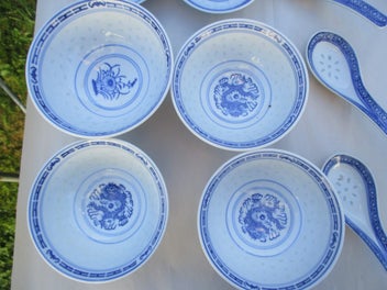 Listing 3 of 8 for COLLECTION OF CHINESE BLUE AND WHITE DRAGON CHINA PLATES BOWLS AND SPOONS