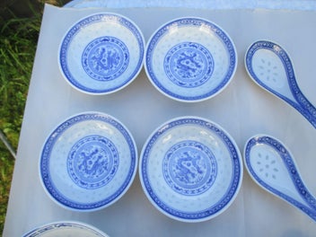Listing 4 of 8 for COLLECTION OF CHINESE BLUE AND WHITE DRAGON CHINA PLATES BOWLS AND SPOONS