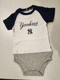 Listing 3 of 6 for NY Yankees Genuine Majestic Baby Set