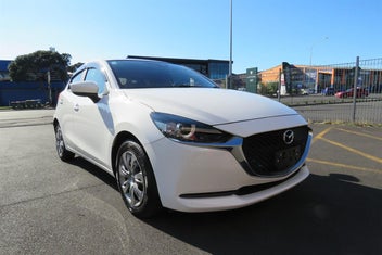 Mazda 2 2020 photo 2