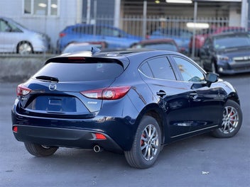 Mazda Axela 2015 photo 5