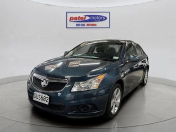 Holden Cruze 2013 photo 2