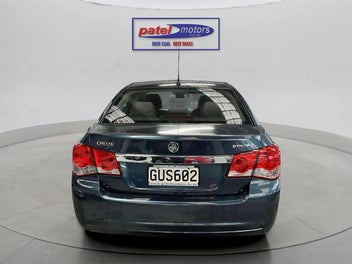 Holden Cruze 2013 photo 5