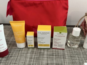 Listing 2 of 7 for $1 Reserve!! 29 Clarins Skin and Body Care Products $1 reserve