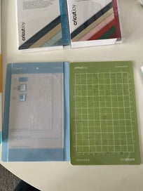 Listing 4 of 9 for Cricket Joy, vinyls and tools