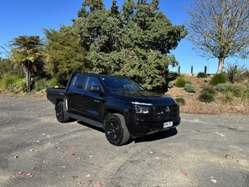 Mitsubishi Triton 2025 photo 2