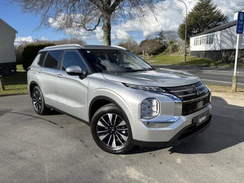 Mitsubishi Outlander 2026 photo 2