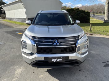 Mitsubishi Outlander 2026 photo 3