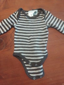 Listing 3 of 3 for merino size newborn