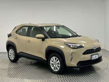 Toyota Yaris Cross 2025 photo 2