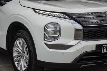 Mitsubishi Outlander 2022 photo 5