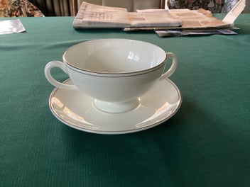 Listing 1 of 3 for WEDGEWOOD DORIC SOUP BOWLS & SAUCERS