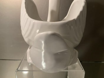 Listing 6 of 15 for FANTASTIC RARE MEDIUM CROWN LYNN SWAN 2147
