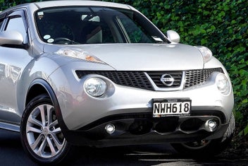Nissan Juke 2012 photo 3