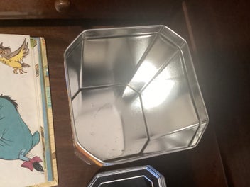 Listing 4 of 7 for Vintage Winnie the Pooh book and tin