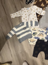 Listing 7 of 8 for Mixed Box of Baby Clothes – Size Newborn