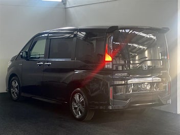 Honda Step Wagon 2018 photo 5