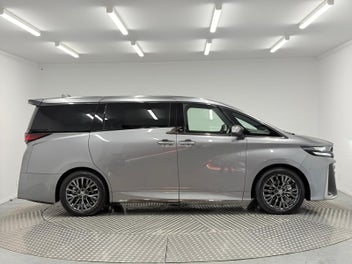 Toyota Vellfire 2026 photo 3