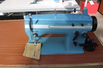 Listing 3 of 4 for SINGER 20U ZIG ZAG INDUSTRIAL SEWING MACHINE