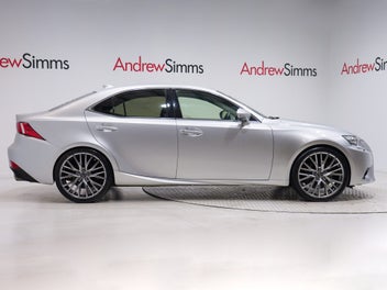 Lexus Is 350 2015 photo 4