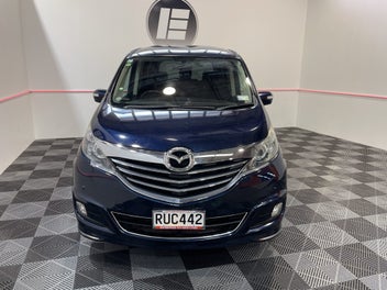 Mazda Biante 2016 photo 3