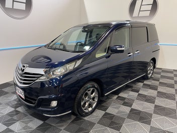 Mazda Biante 2016 photo 4