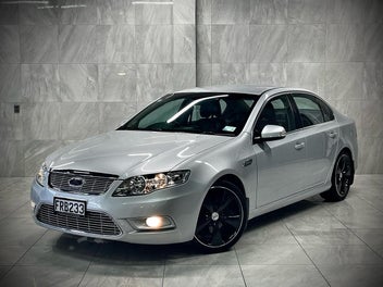 Ford Falcon 2010 photo 3