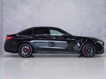 Mercedes-Benz C 63 S 2024 photo 4
