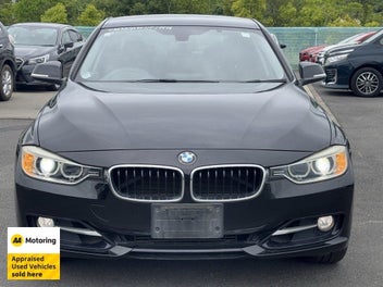 BMW 320I 2013 photo 3