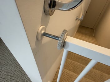 Listing 6 of 10 for Childs' Safety 1st Easy Close Metal Safety Gate.
