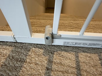 Listing 5 of 10 for Childs' Safety 1st Easy Close Metal Safety Gate.