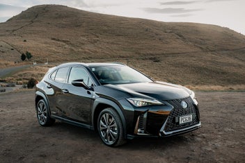 Lexus Ux 250H 2022 photo 2