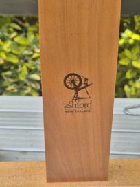 Listing 3 of 3 for Ashford Kiwi Skeiner
