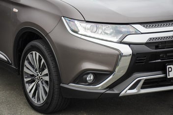 Mitsubishi Outlander 2022 photo 5