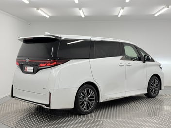 Toyota Vellfire 2026 photo 4