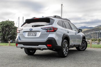 Subaru Outback 2025 photo 4