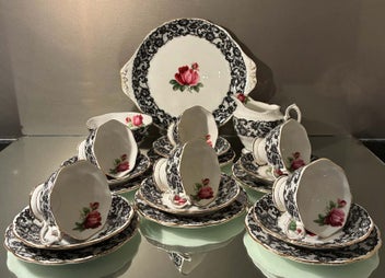 Listing 1 of 15 for BEAUTIFUL RARE ROYAL ALBERT SENORITA TEA SET 21 PIECES