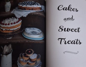 Listing 6 of 20 for THREE SISTERS BAKE DELECTABLE RECIPES FRM REITH SISTERS SCOTTISH CAFE RRP$75