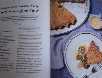 Listing 10 of 20 for THREE SISTERS BAKE DELECTABLE RECIPES FRM REITH SISTERS SCOTTISH CAFE RRP$75