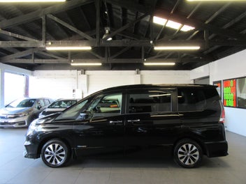 Nissan Serena 2018 photo 5