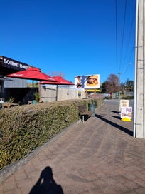 Listing 7 of 12 for Busy Established SH1 FOOD TRAILER